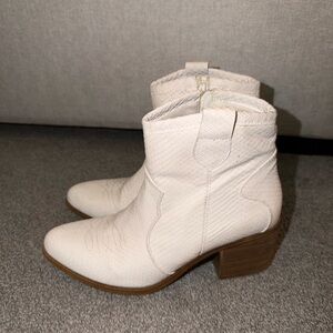 Women's White Ankle Boots